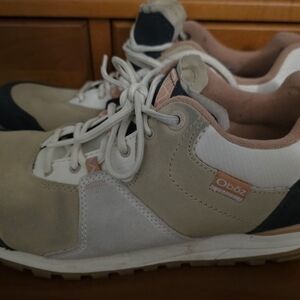 Oboz Casual Trail Sneakers in Beige and Blush
